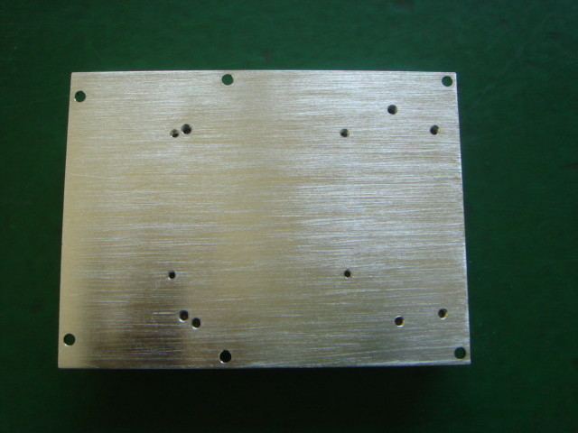 Dissipatore di calore di alluminio lavorante dell'estrusione del prototipo di precisione rapida di CNC con il rivestimento di conversione